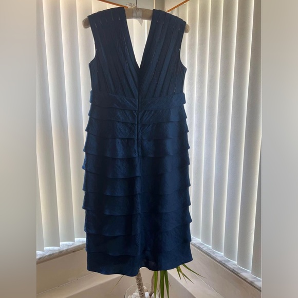 Casual or social dress - Picture 8 of 10